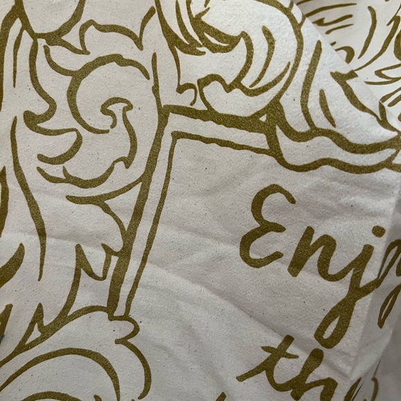 Hester & Cook center table linen - Picture 5 of 5